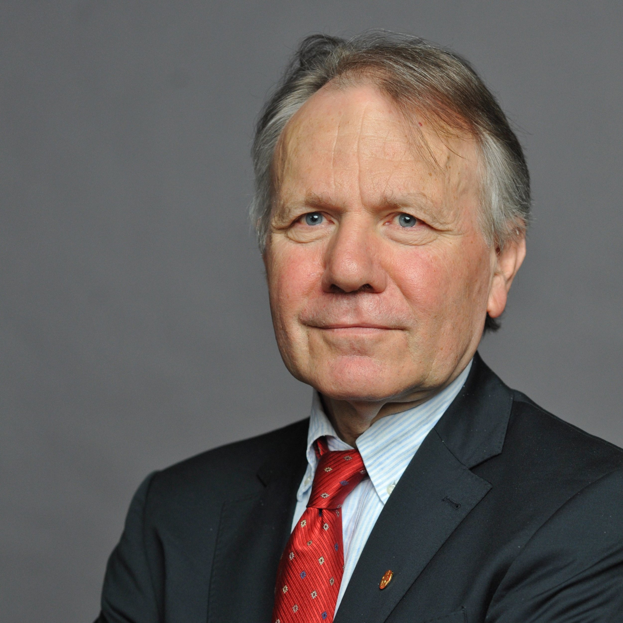Dr. Konrad Reinhart
